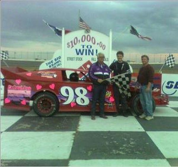 TJ Huston Winning at Lubbock, TX 2006